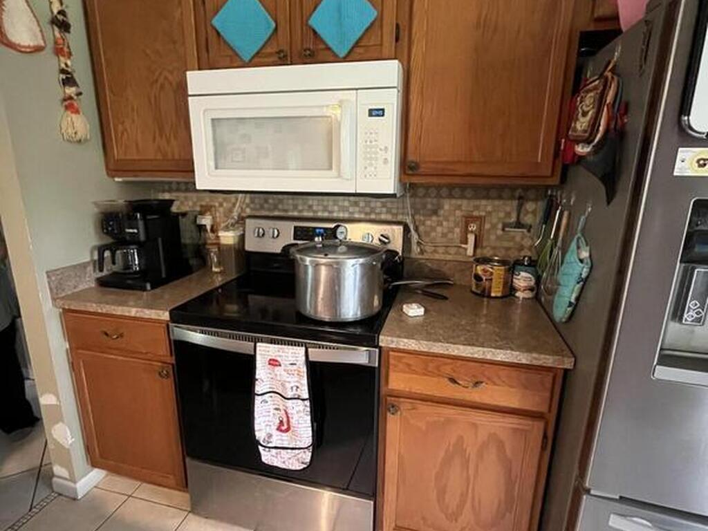 237 Jacaranda Avenue, Palm Bay, FL 32907