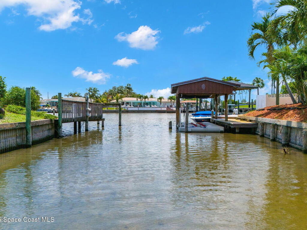 615 Seville Court, Satellite Beach, FL 32937