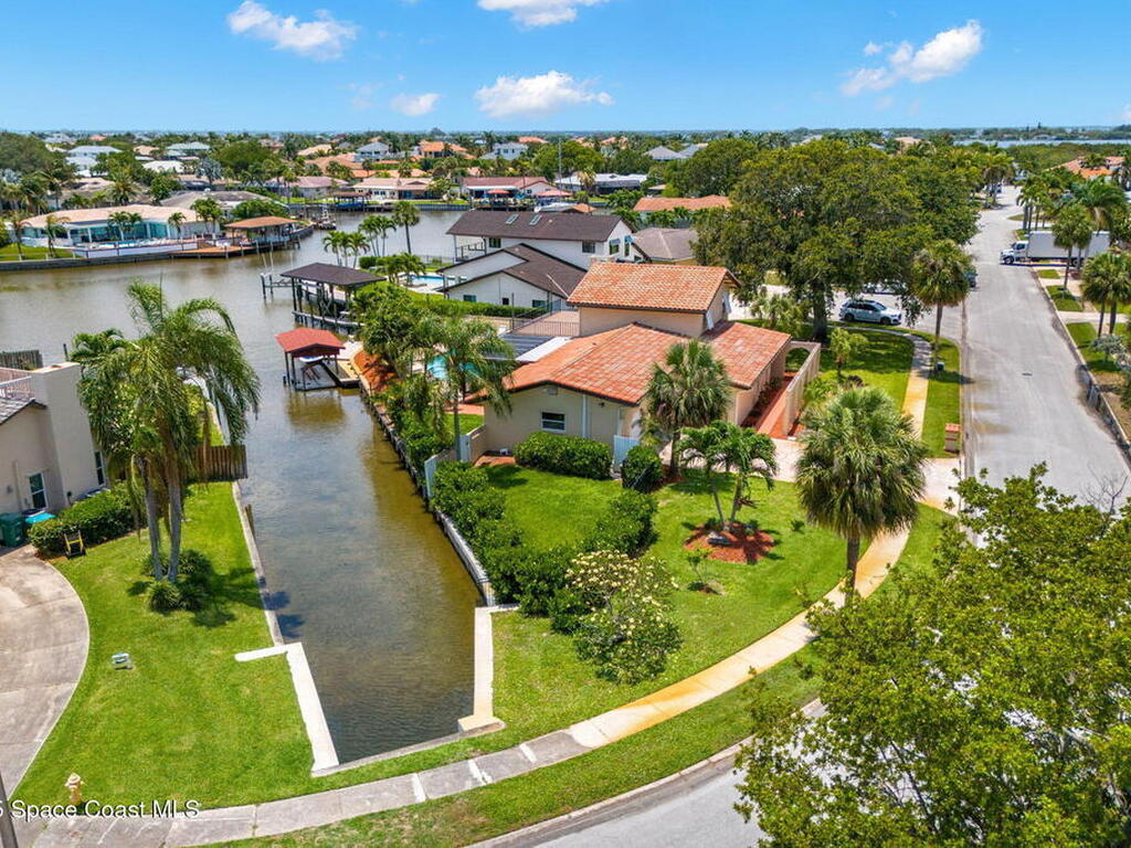 615 Seville Court, Satellite Beach, FL 32937