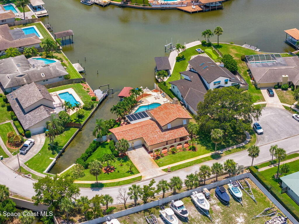 615 Seville Court, Satellite Beach, FL 32937