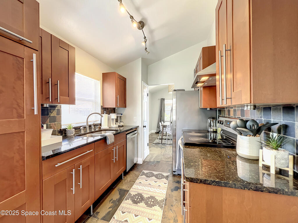 10360 Crystal Point Drive, Orlando, FL 32825