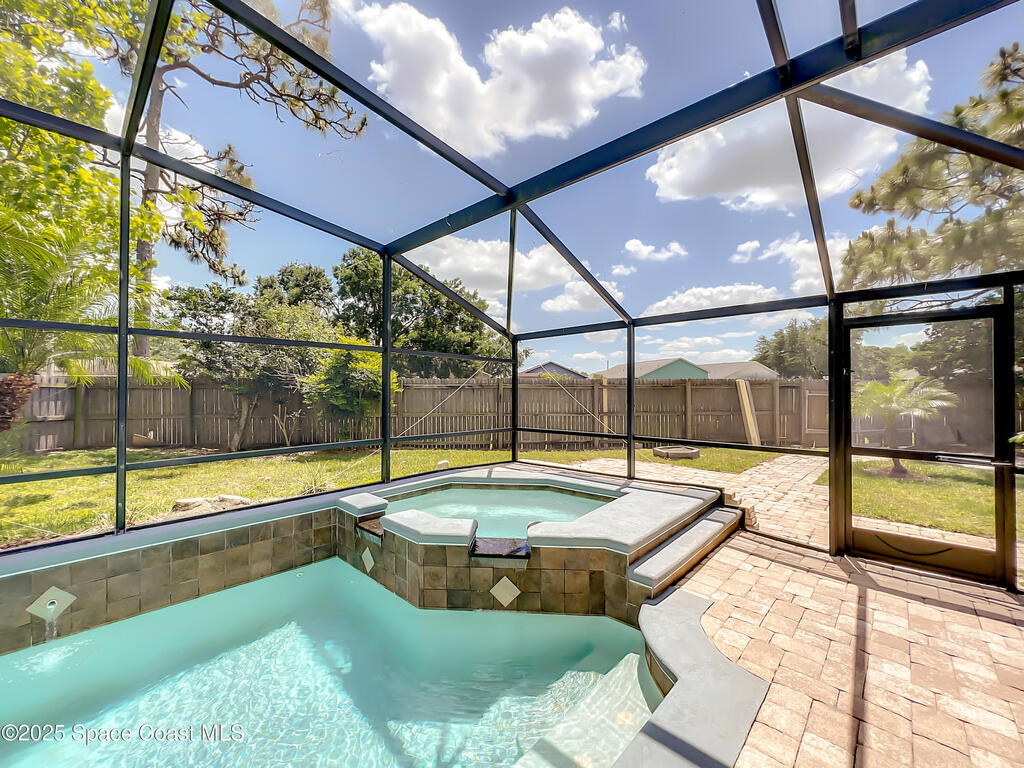10360 Crystal Point Drive, Orlando, FL 32825