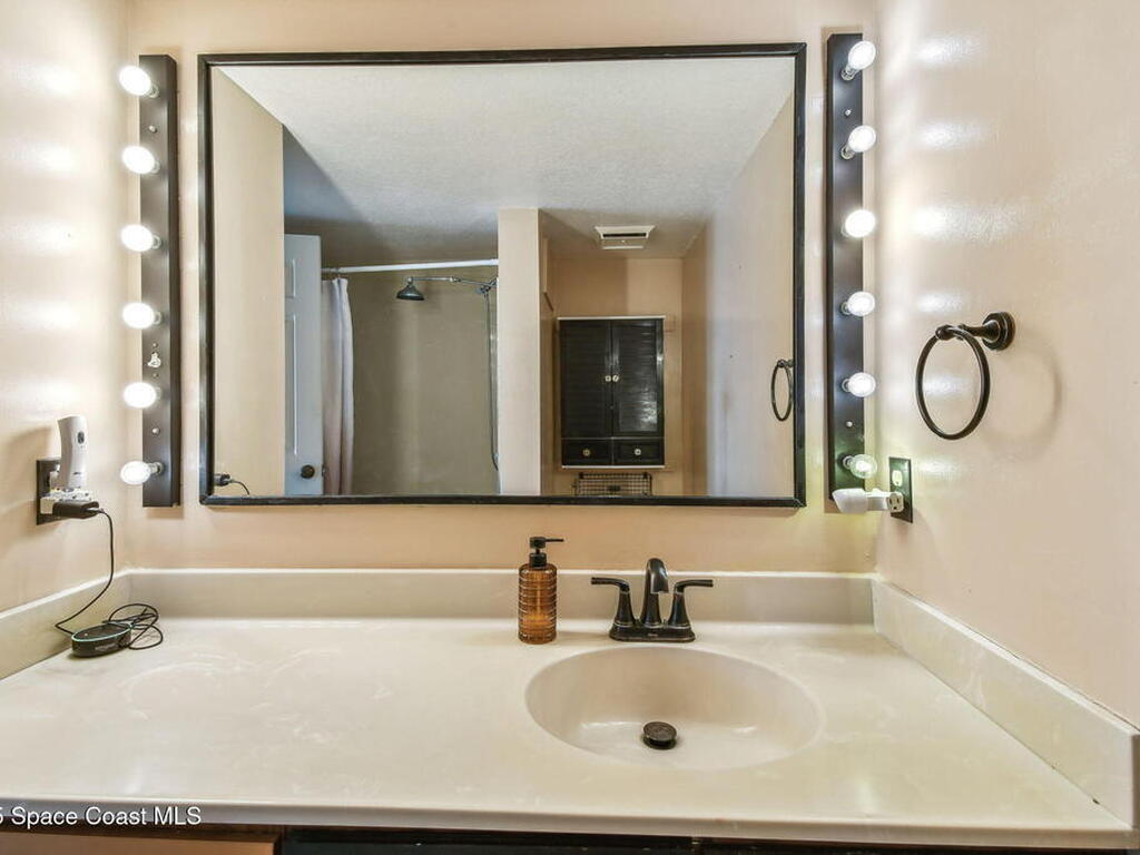 85 S Atlantic Avenue, Cocoa Beach, FL 32931