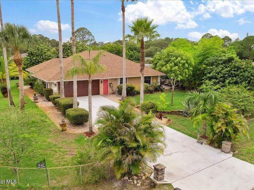 1510 Jupiter Boulevard, Palm Bay, FL 32907