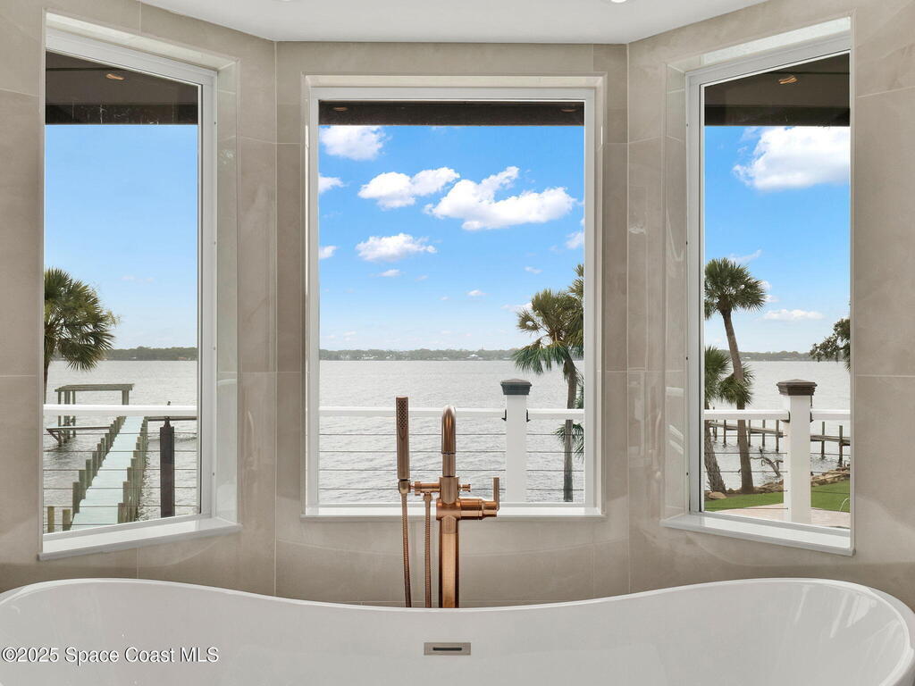 3775 S Tropical Trail, Merritt Island, FL 32952