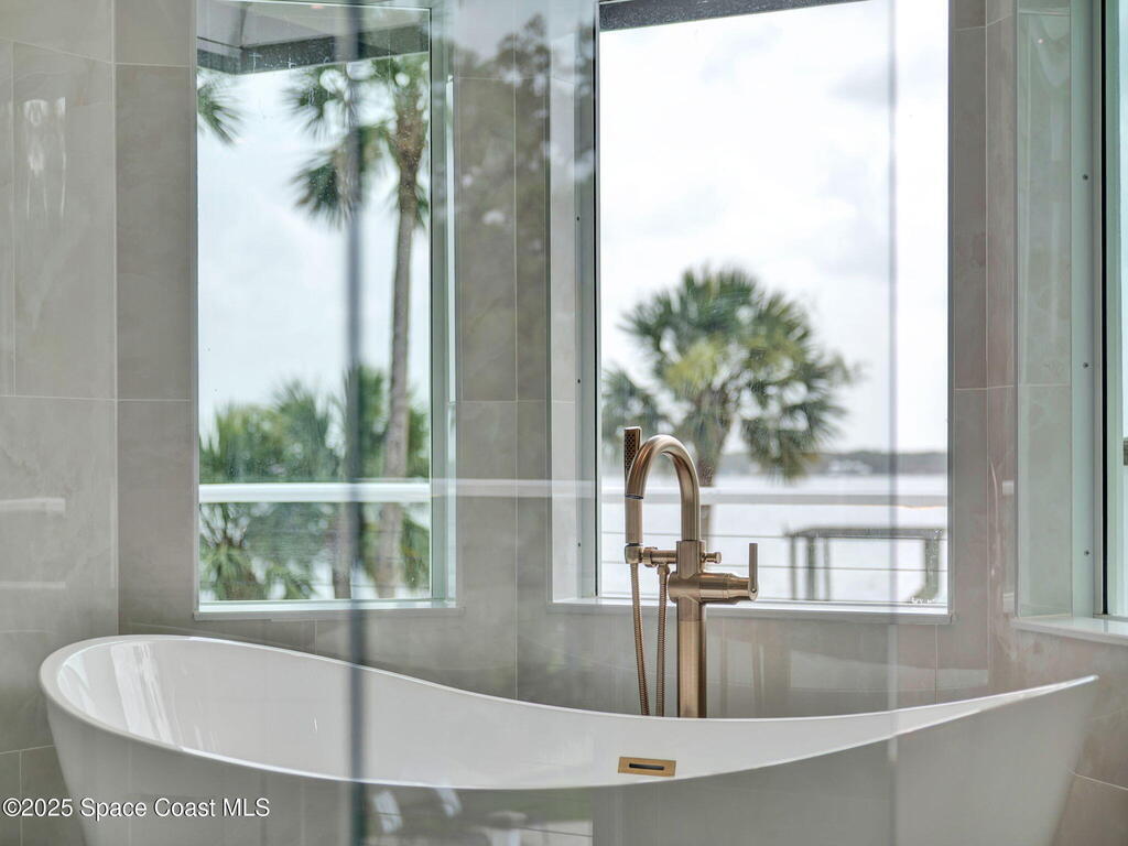 3775 S Tropical Trail, Merritt Island, FL 32952
