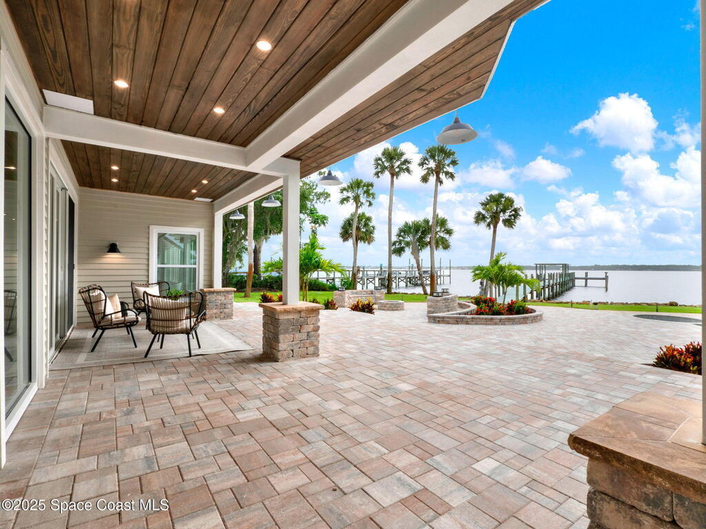 3775 S Tropical Trail, Merritt Island, FL 32952