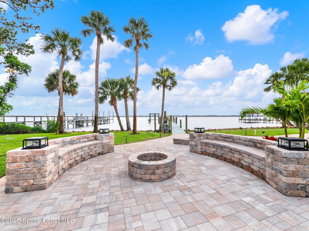 3775 S Tropical Trail, Merritt Island, FL 32952