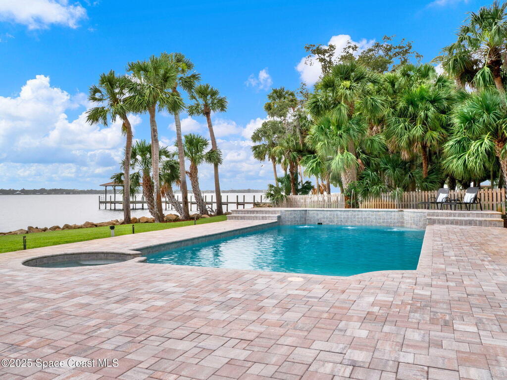 3775 S Tropical Trail, Merritt Island, FL 32952