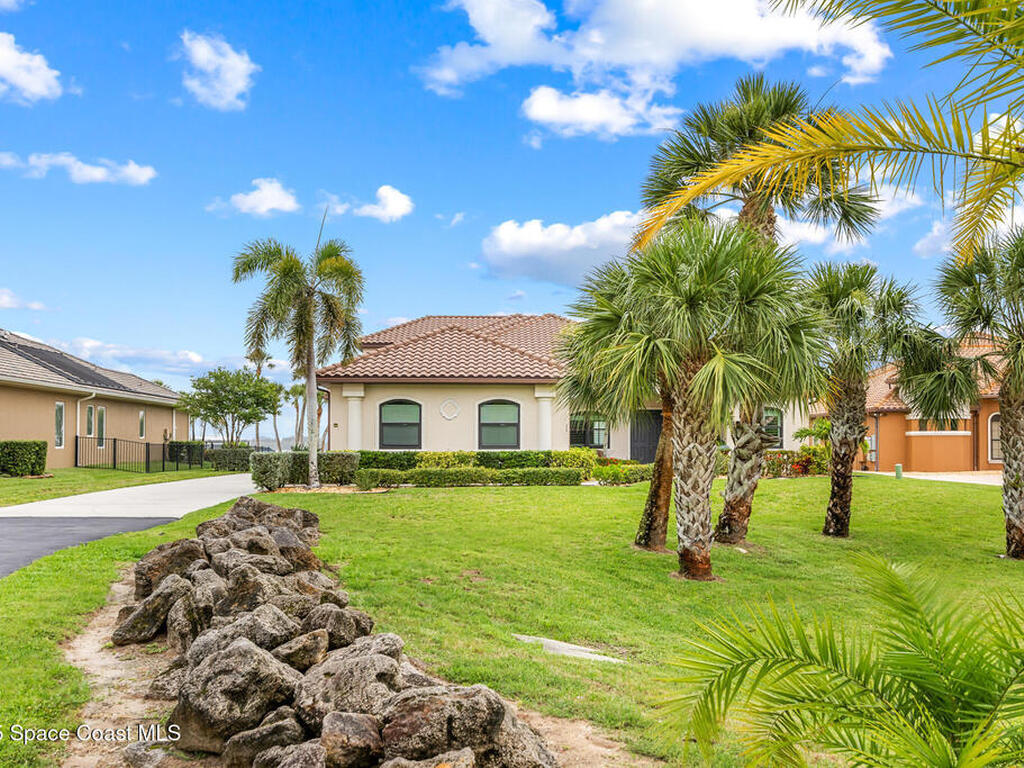 11 Pisces Lane, Rockledge, FL 32955