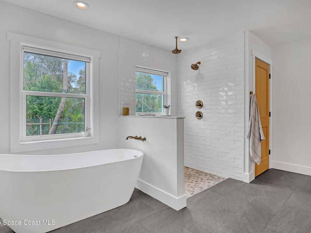 3350 Leghorn Road, Malabar, FL 32950