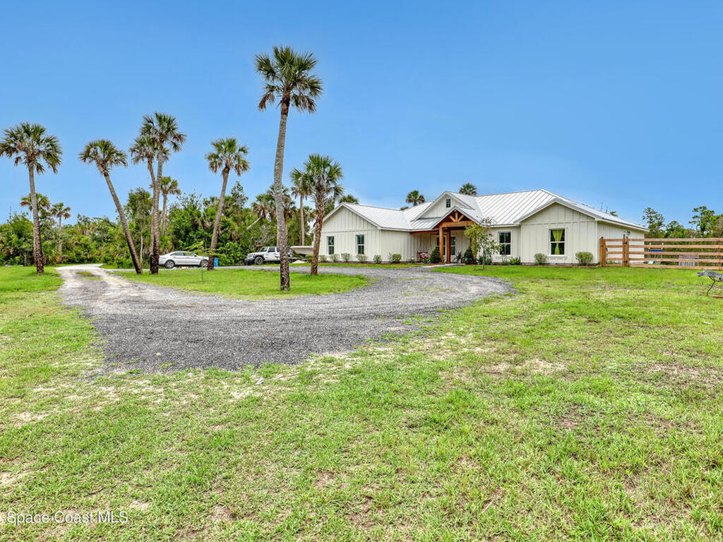 3350 Leghorn Road, Malabar, FL 32950