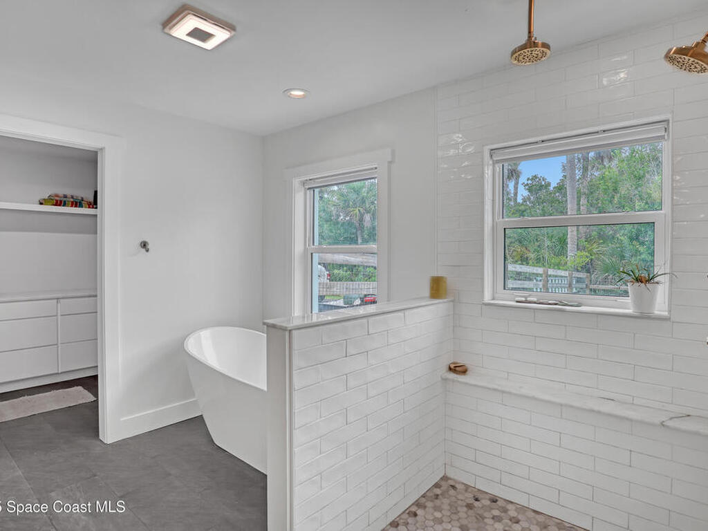 3350 Leghorn Road, Malabar, FL 32950