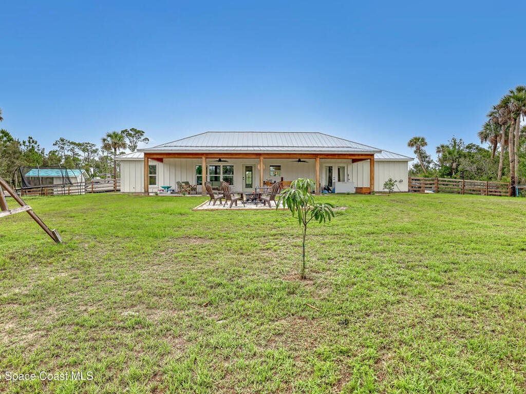 3350 Leghorn Road, Malabar, FL 32950