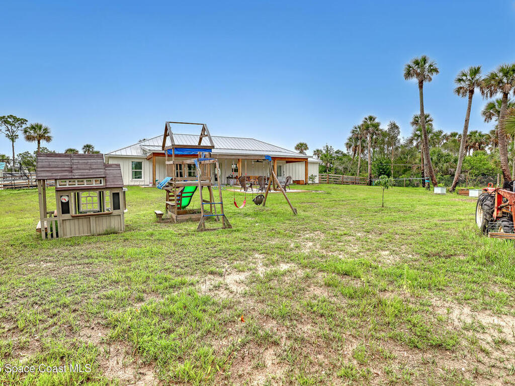 3350 Leghorn Road, Malabar, FL 32950