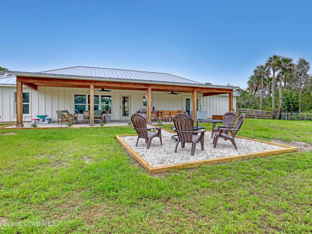 3350 Leghorn Road, Malabar, FL 32950