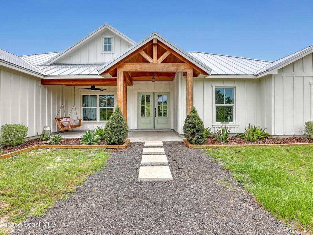 3350 Leghorn Road, Malabar, FL 32950