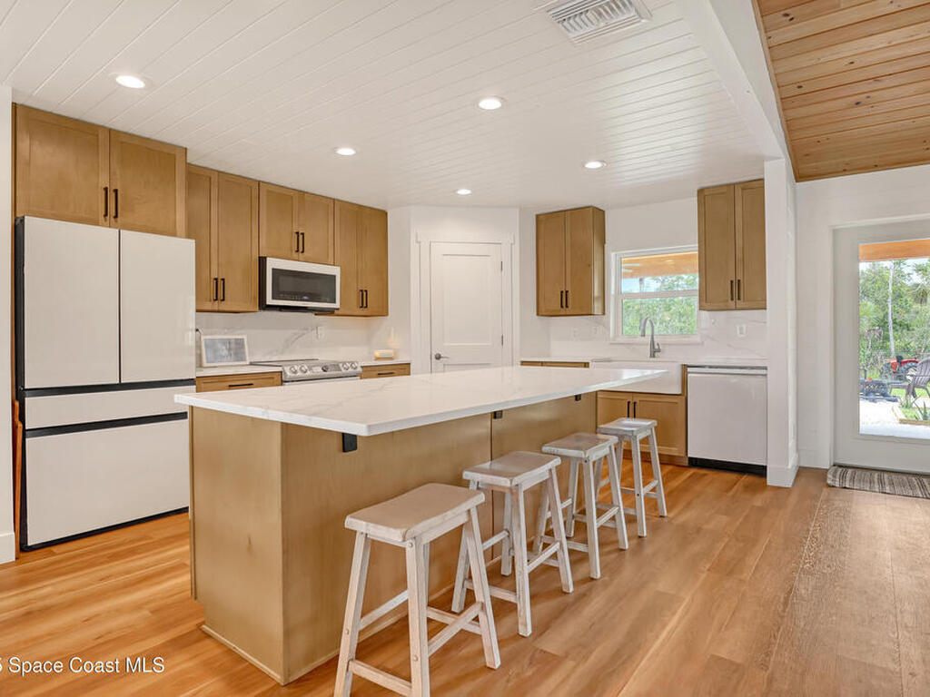 3350 Leghorn Road, Malabar, FL 32950