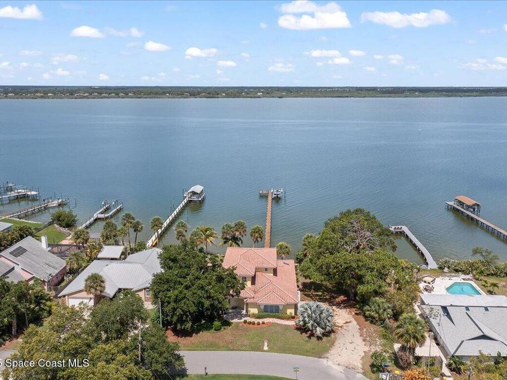 1999 S Misty Harbor Place, Merritt Island, FL 32952