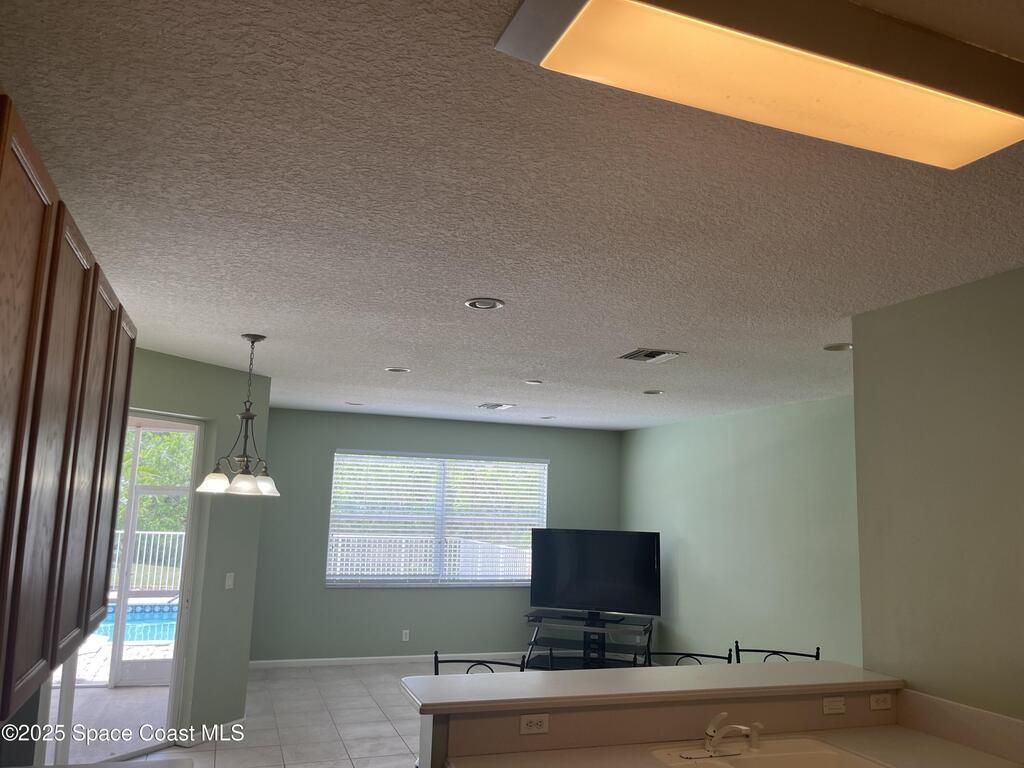 6110 46th Lane, Vero Beach, FL 32967