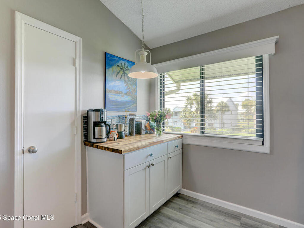 5725 Pelican Pointe Drive, Sebastian, FL 32958