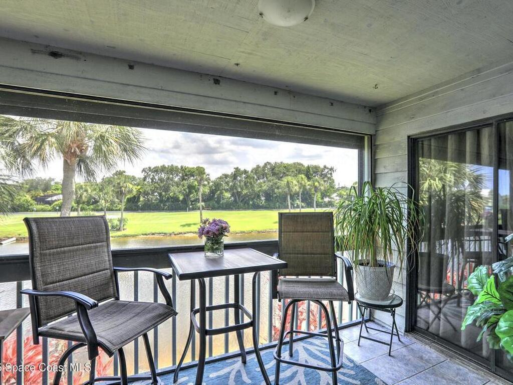 5725 Pelican Pointe Drive, Sebastian, FL 32958