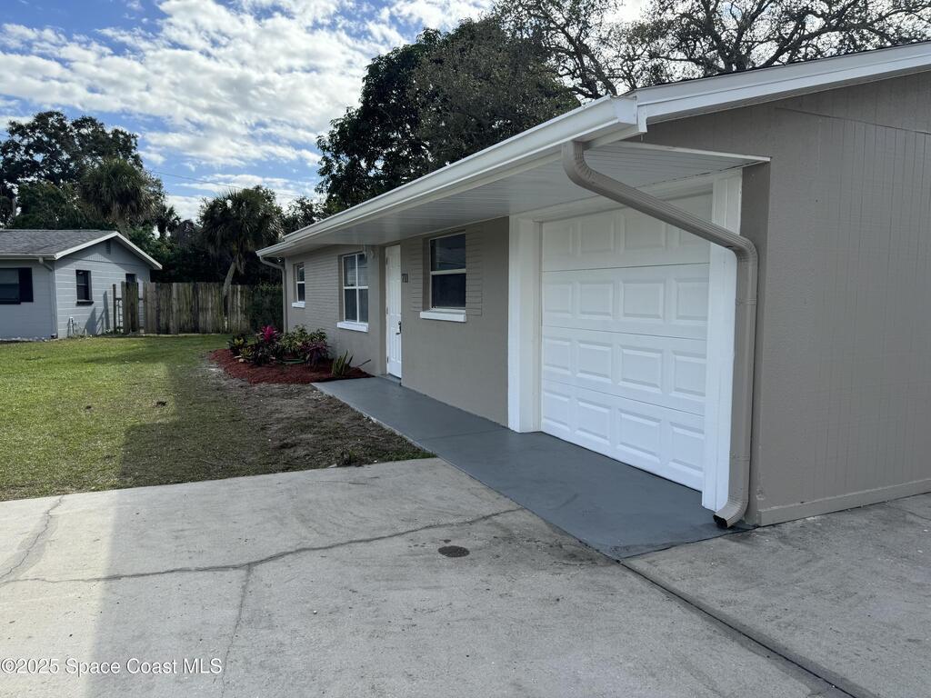 711 Sara Jane Lane, Merritt Island, FL 32952