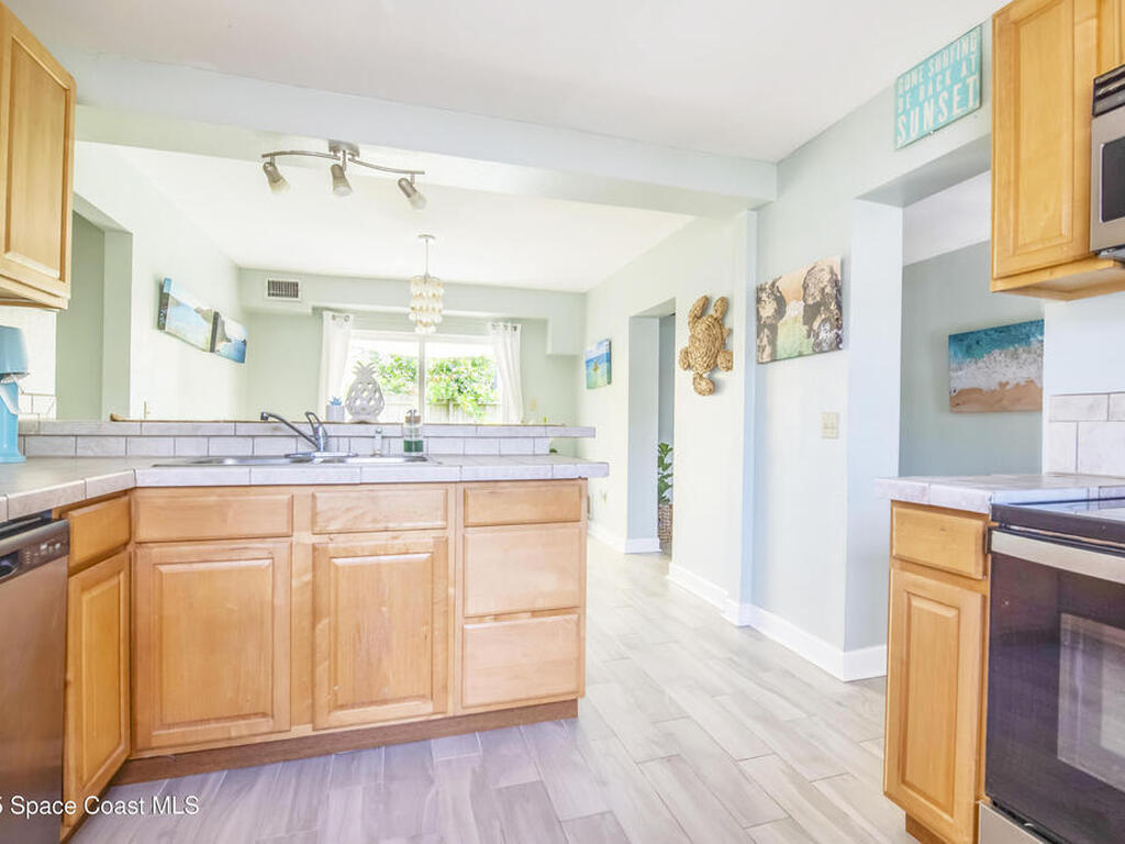142 Atlantic Avenue, Indialantic, FL 32903