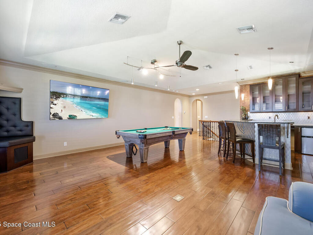 671 Indian River Drive, Melbourne, FL 32935
