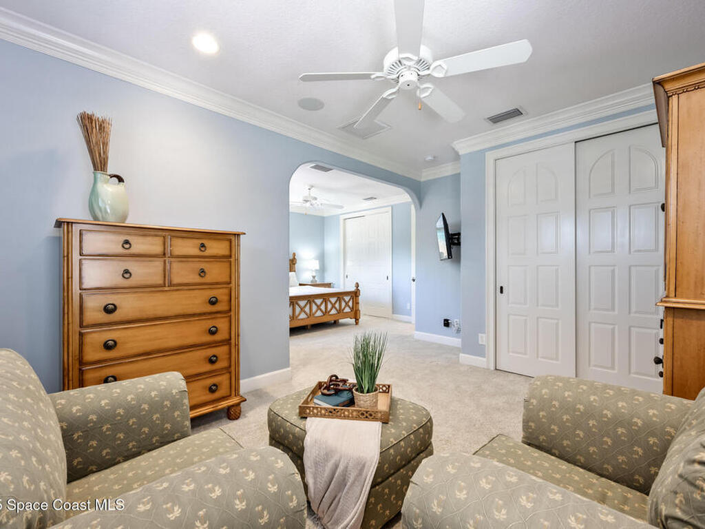 671 Indian River Drive, Melbourne, FL 32935