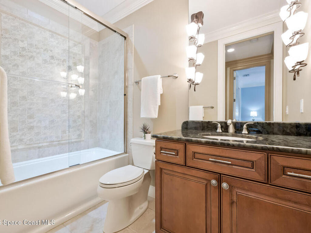 671 Indian River Drive, Melbourne, FL 32935