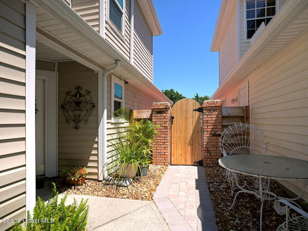 1792 Nicklaus Drive, Melbourne, FL 32935