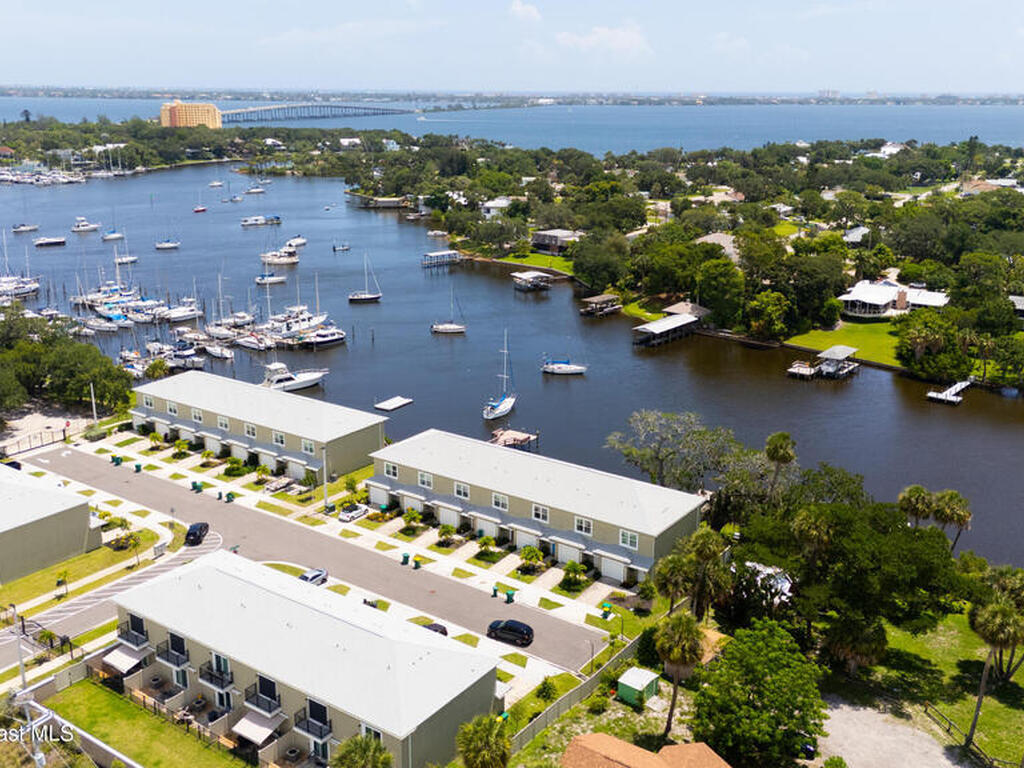 833 Paddleboard Court, Melbourne, FL 32935