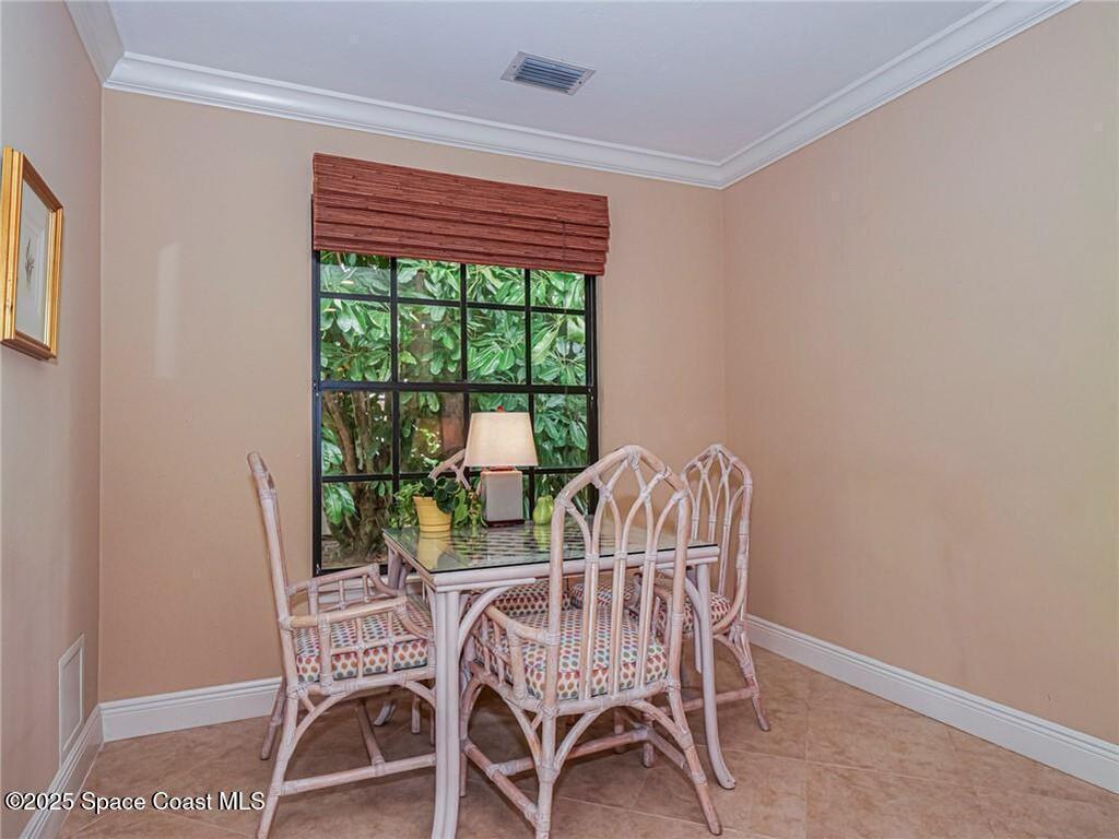 102 Prestwick Circle, Vero Beach, FL 32967