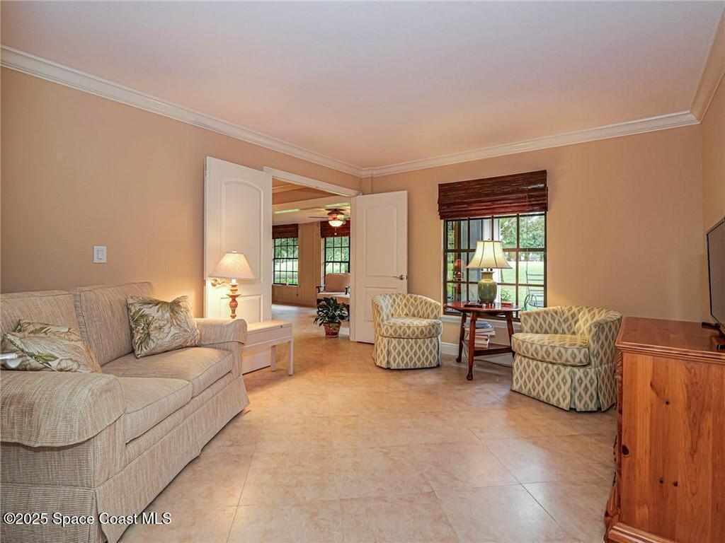 102 Prestwick Circle, Vero Beach, FL 32967