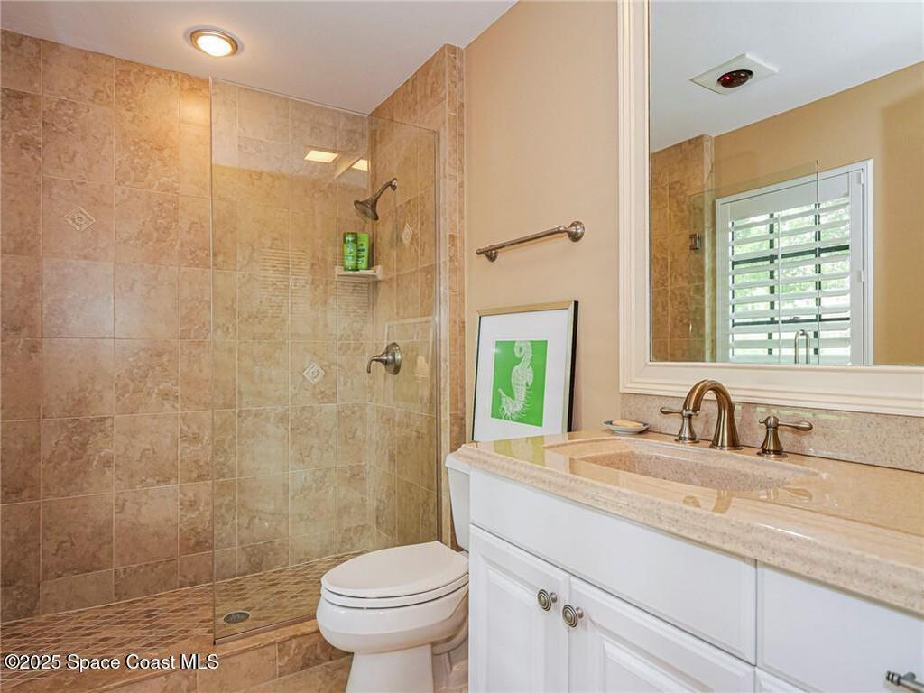 102 Prestwick Circle, Vero Beach, FL 32967
