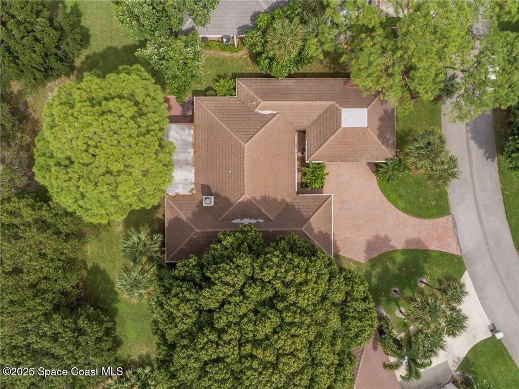 102 Prestwick Circle, Vero Beach, FL 32967