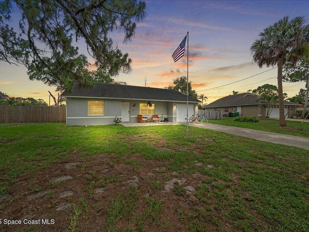 5997 Jenkins Avenue, Cocoa, FL 32927