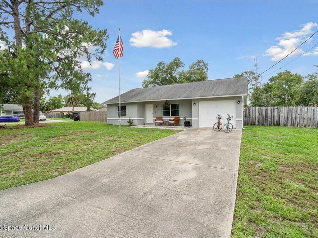 5997 Jenkins Avenue, Cocoa, FL 32927
