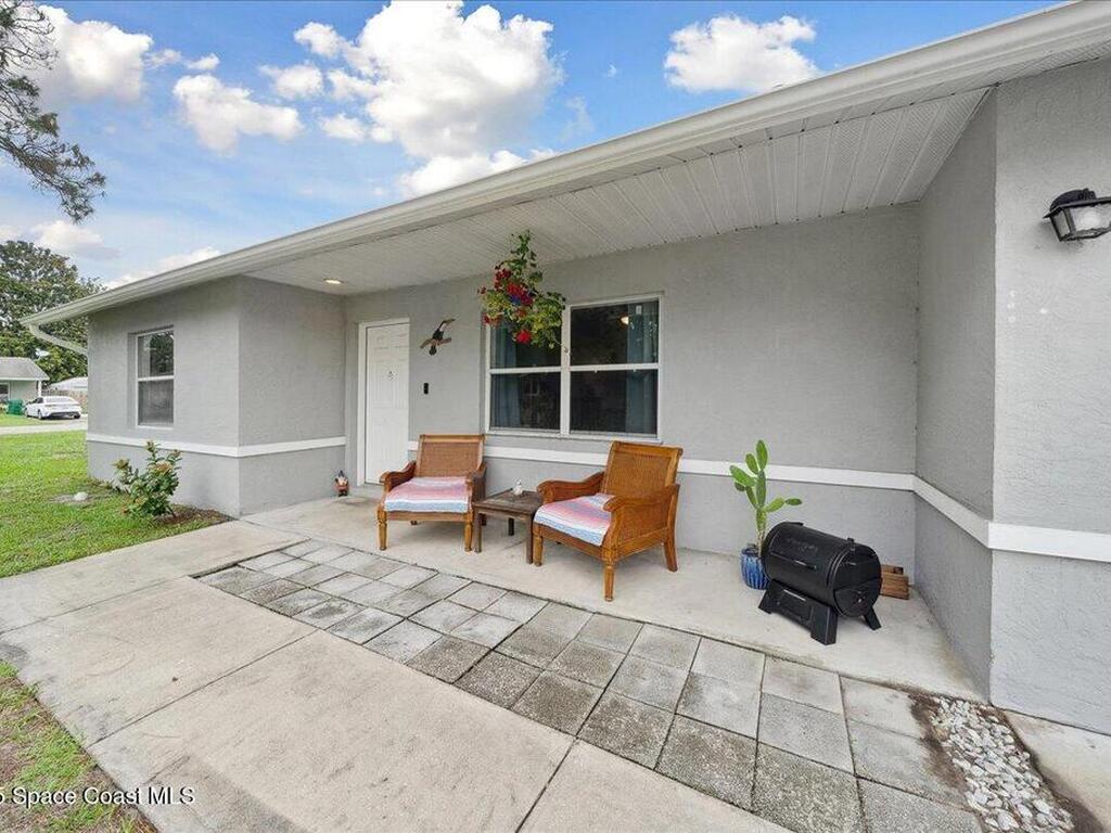 5997 Jenkins Avenue, Cocoa, FL 32927