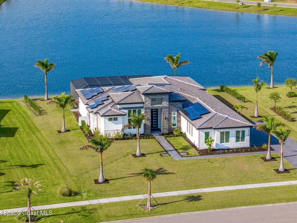 3768 Lake Adelaide Place, Rockledge, FL 32955