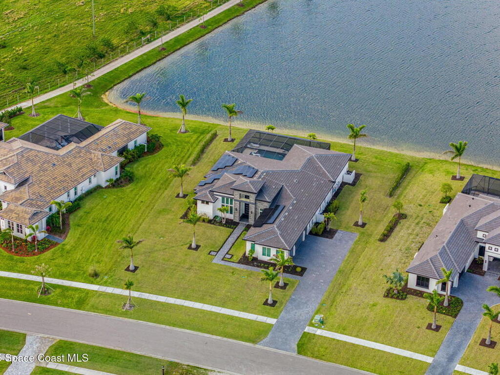 3768 Lake Adelaide Place, Rockledge, FL 32955