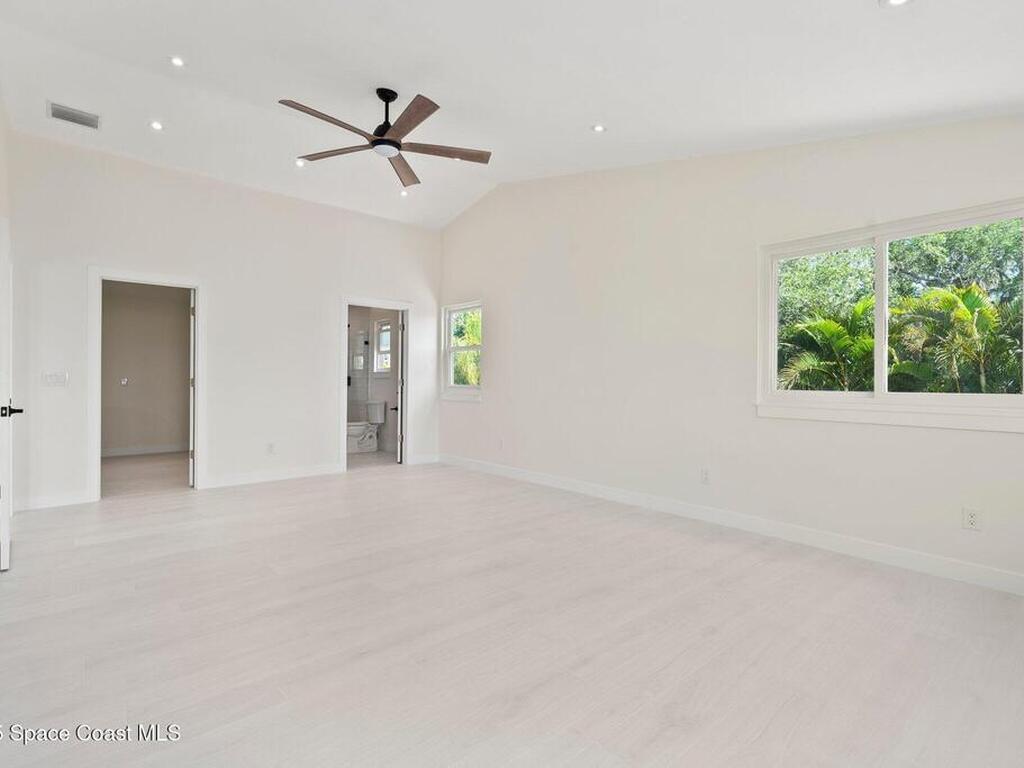 9670 Riverview Drive, Micco, FL 32976