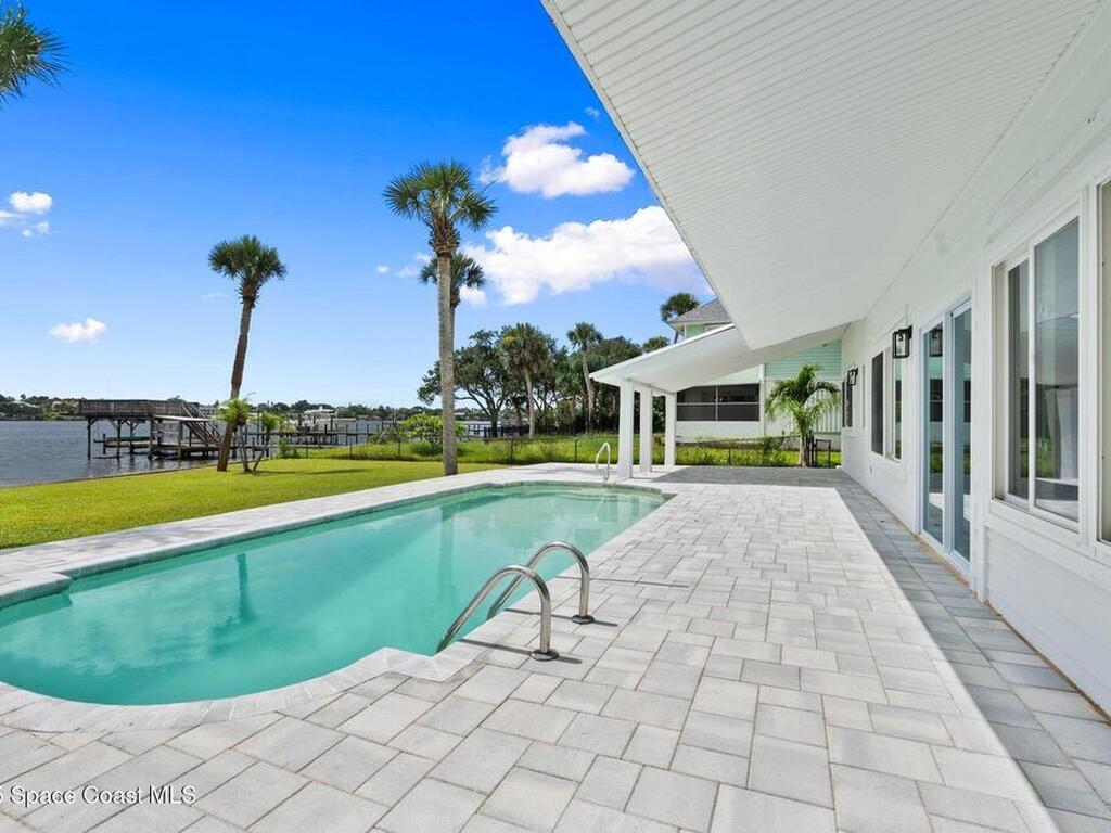 9670 Riverview Drive, Micco, FL 32976