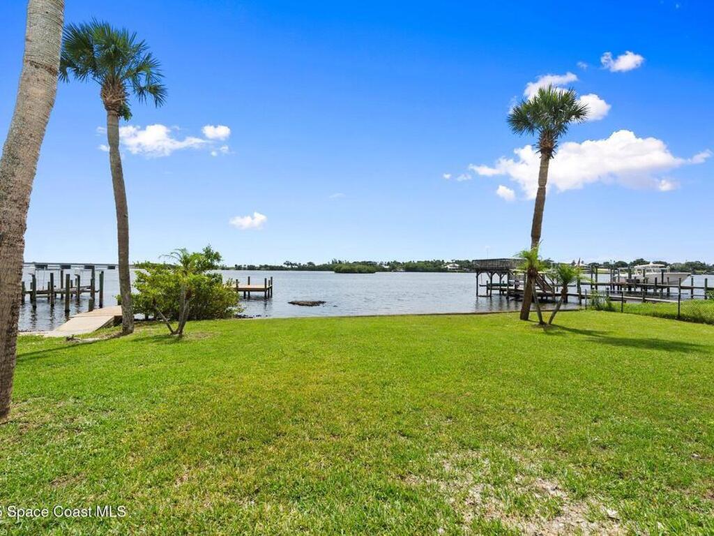 9670 Riverview Drive, Micco, FL 32976