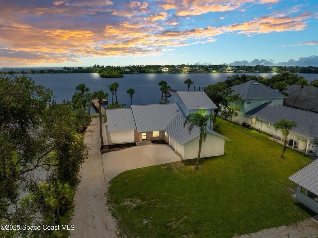 9670 Riverview Drive, Micco, FL 32976