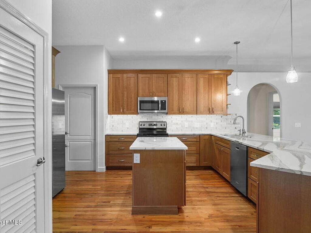 5077 Templeton Place, Rockledge, FL 32955