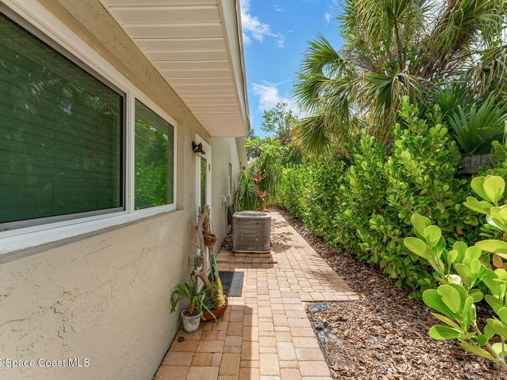 3394 Jay Tee Drive, Melbourne, FL 32901