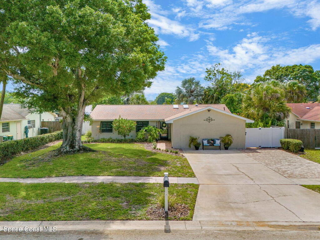 3394 Jay Tee Drive, Melbourne, FL 32901