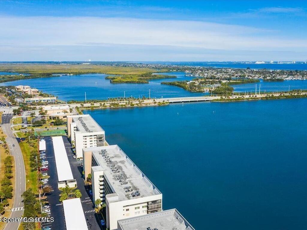 200 S Sykes Creek Parkway, Merritt Island, FL 32952